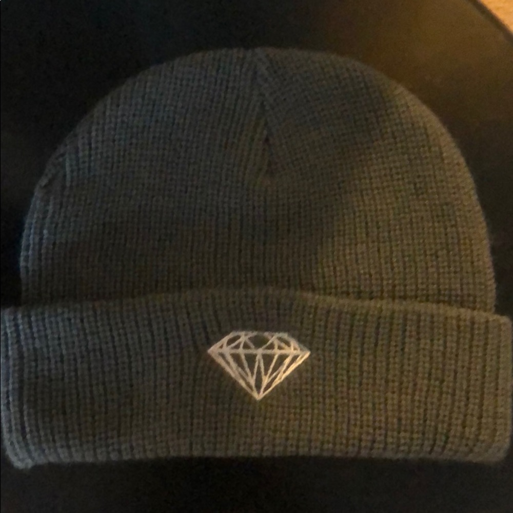 Diamond Supply beanie.